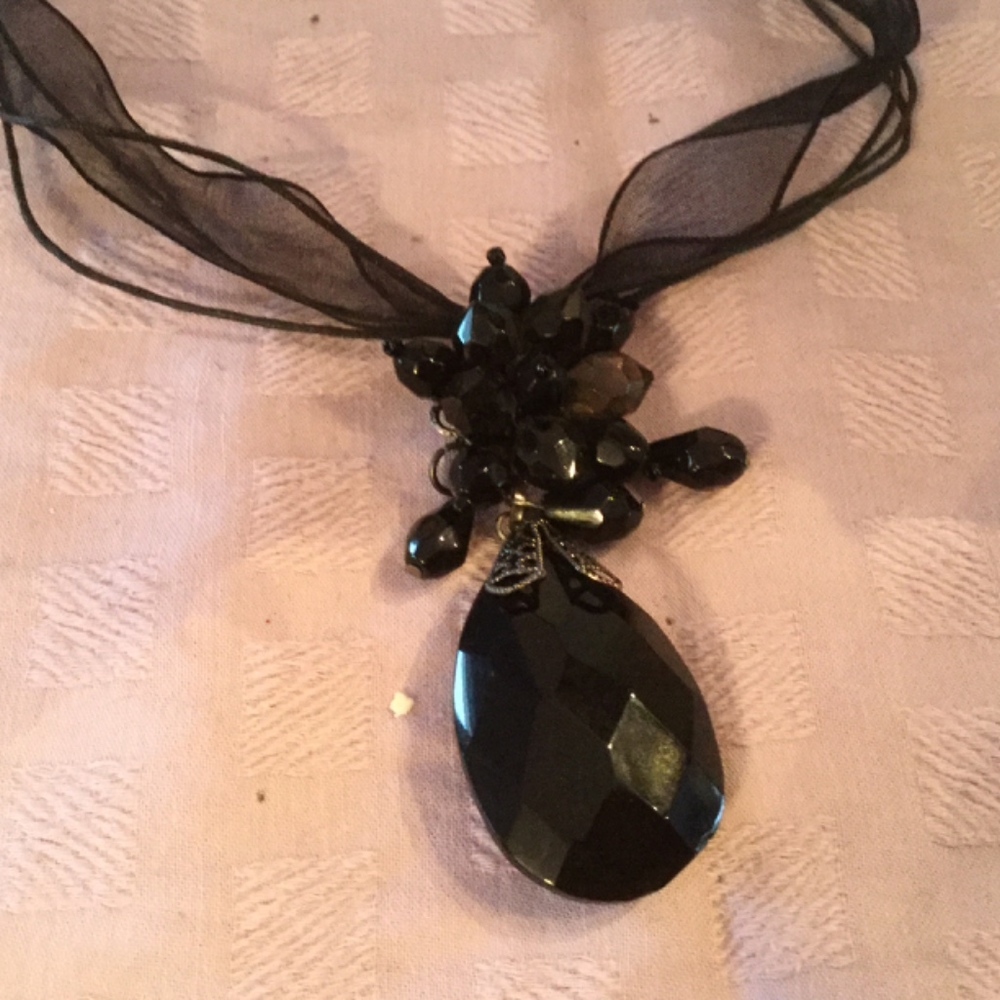 Necklace - Picture 3 of 3